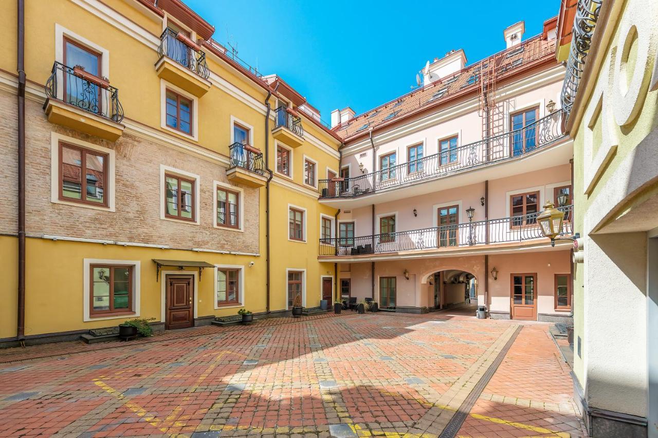 Luxury Gaono Apartments Vilnius Old Town I Self Check In I Free Private Parking Dış mekan fotoğraf